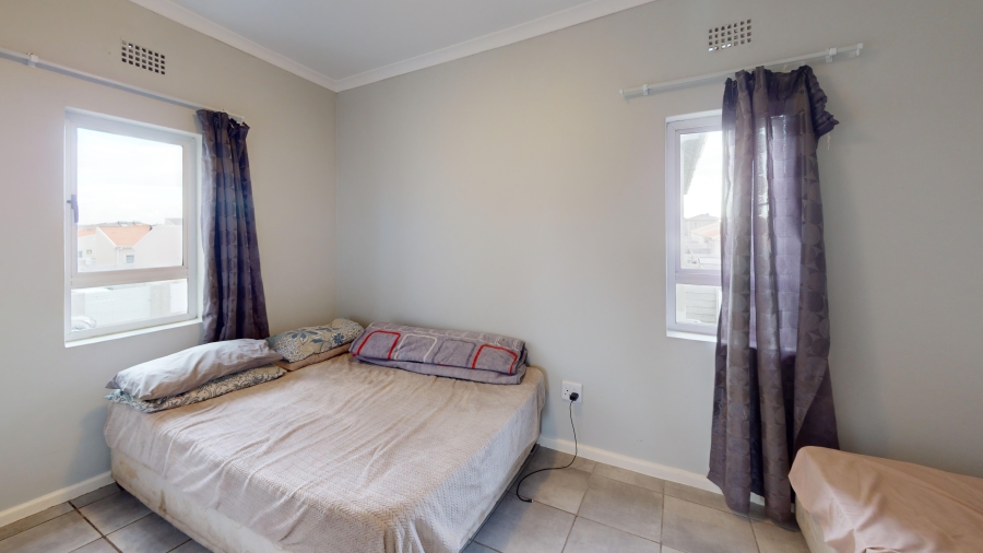 2 Bedroom Property for Sale in Rivergate Western Cape